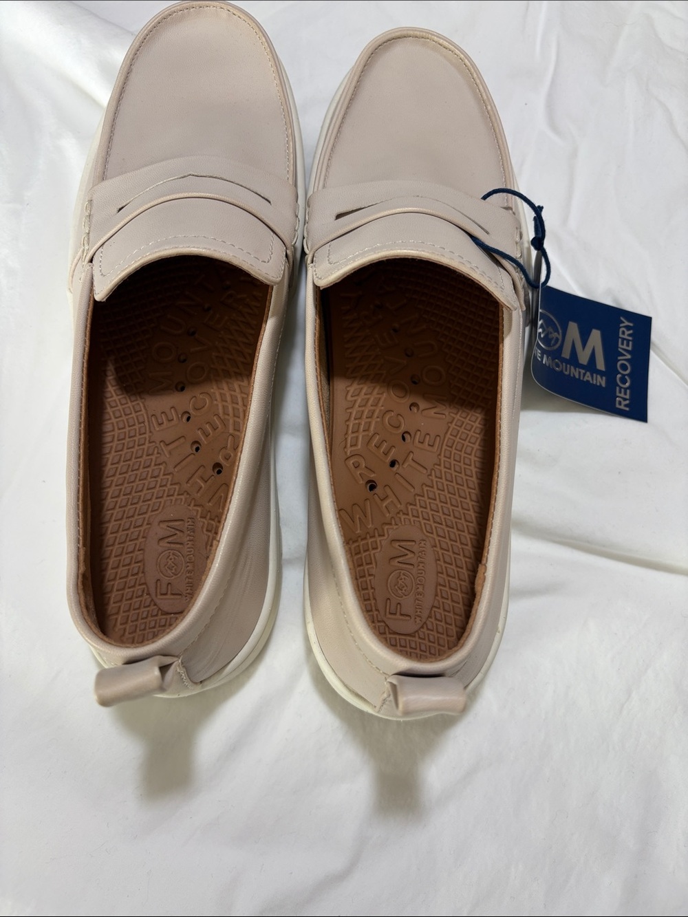 White Mountain Women’s Loafers - Pale Pink